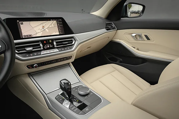 BMW 318d, foto 17