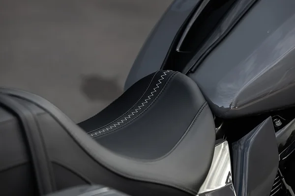Harley-Davidson Street Glide, foto 10