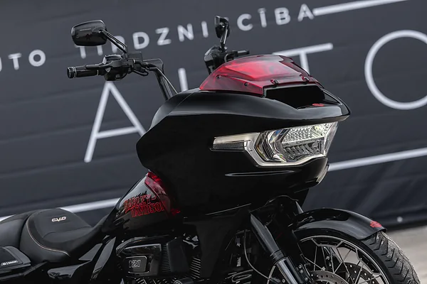 HARLEY-DAVIDSON ROAD GLIDE CVO, foto 21