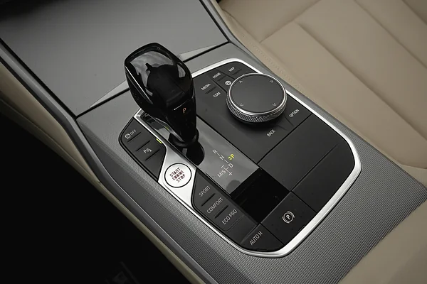 BMW 318d, foto 21