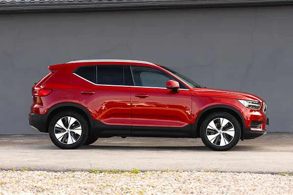 Volvo XC40 T4, foto 4