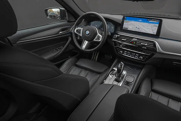 BMW 530E, foto 10
