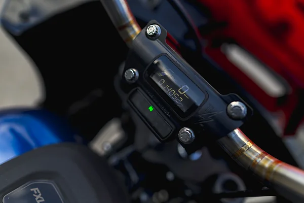 Harley-Davidson Low Rider ST, foto 20