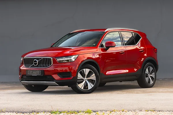Volvo XC40 T4