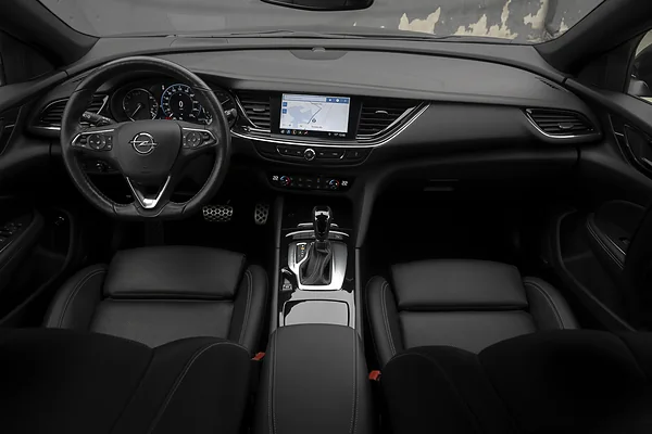 Opel Insignia, foto 9