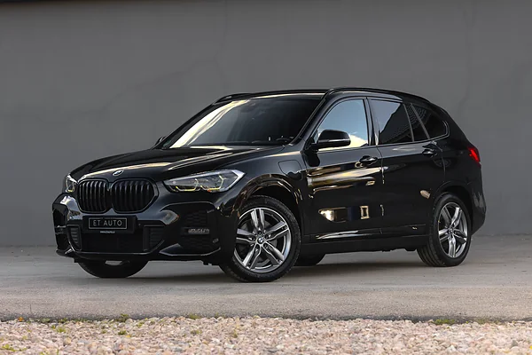 BMW X1 25E, foto 1