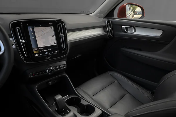 Volvo XC40 T4, foto 11