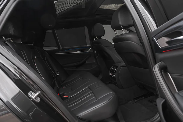 BMW 530E, foto 14