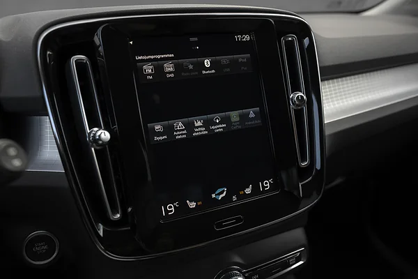Volvo XC40 T4, foto 22
