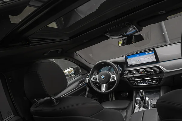 BMW 530E, foto 21