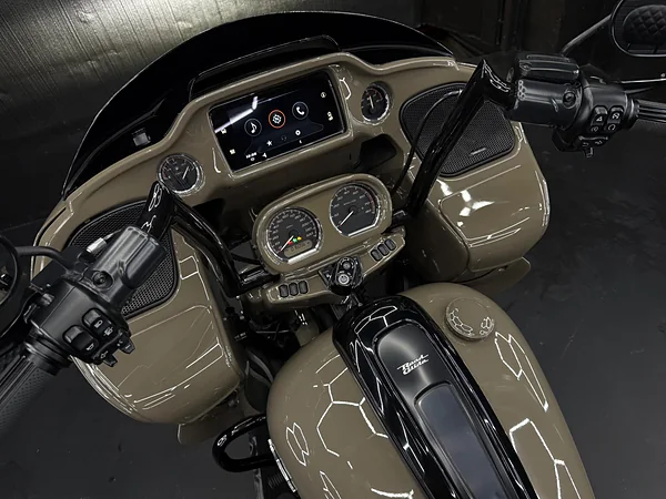 Harley-Davidson Road Glide, foto 12