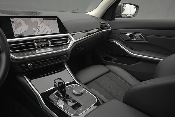 BMW 320e, foto 19