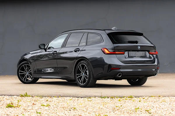 BMW 320e, foto 2
