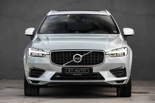 Volvo XC60 T8, foto 3