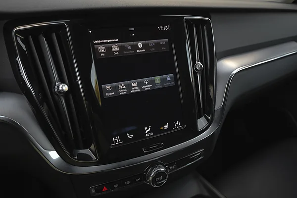 VOLVO V60 B3, foto 24