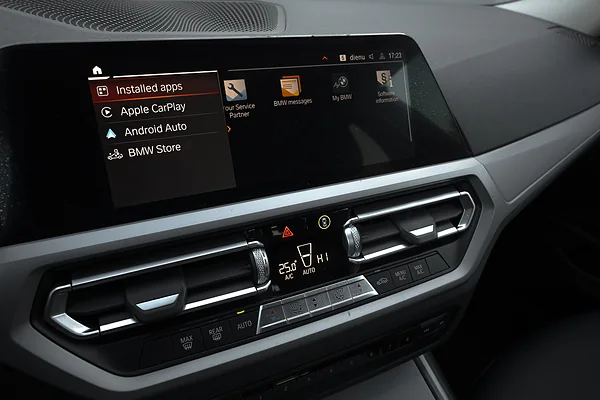 BMW G21, foto 16