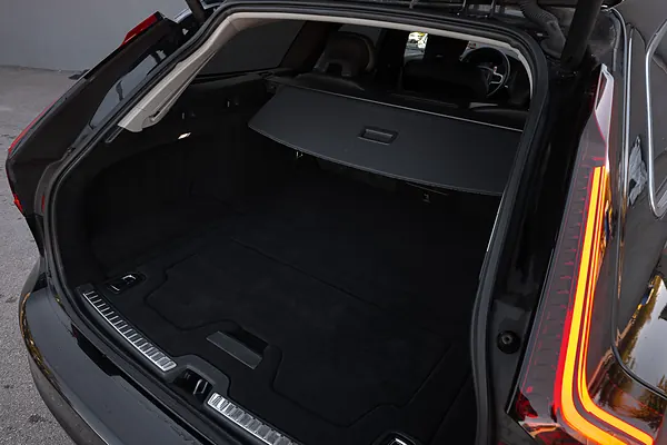 Volvo V90 T6, foto 14