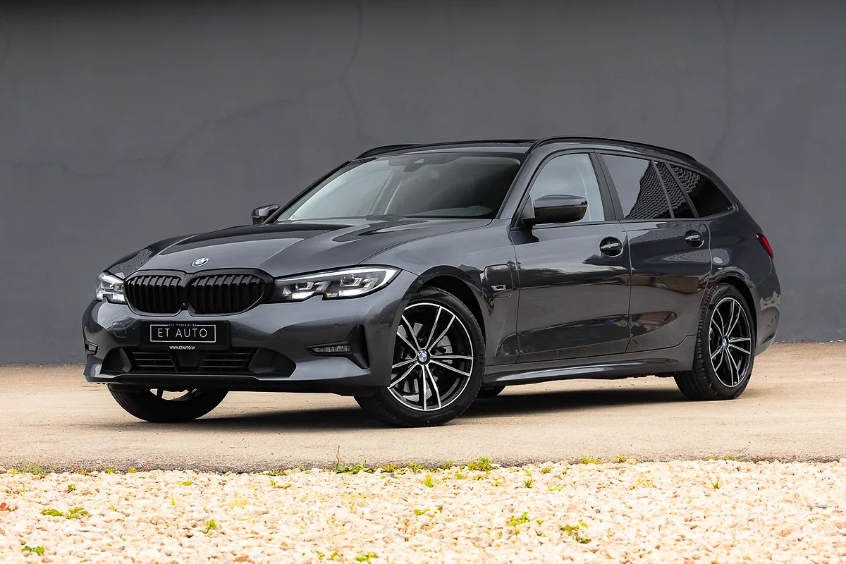 BMW 320e, foto 1