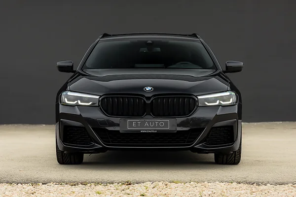 BMW 530E, foto 2