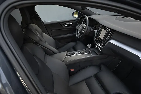 Volvo V60 T4, foto 12