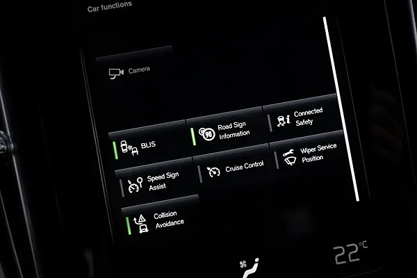 Volvo XC40 T4, foto 28