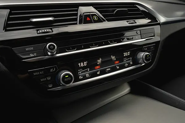 BMW 530e xDrive M Sport, foto 21