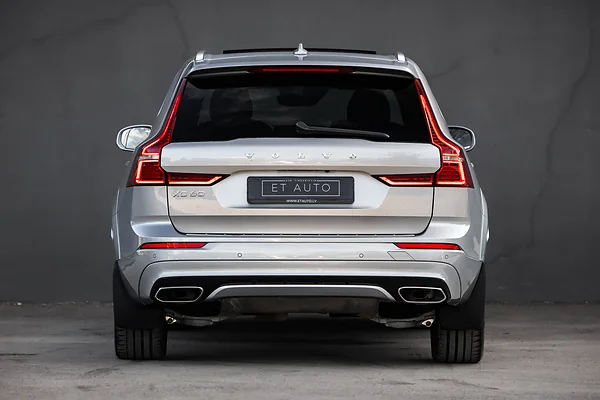 Volvo XC60 T8, foto 9