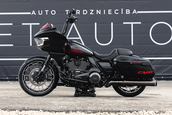 HARLEY-DAVIDSON ROAD GLIDE CVO, foto 8