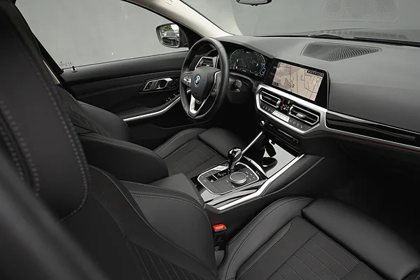 BMW 320e, foto 10