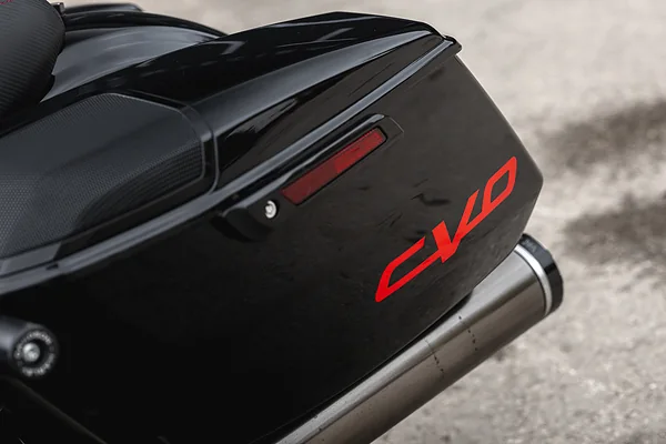 HARLEY-DAVIDSON ROAD GLIDE CVO, foto 5