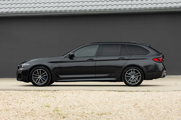BMW 530E, foto 8