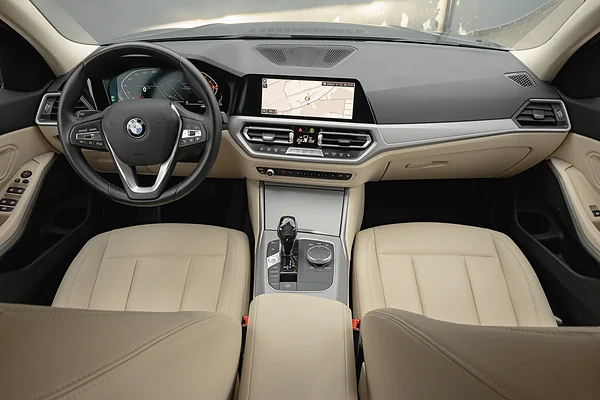BMW 318d, foto 15