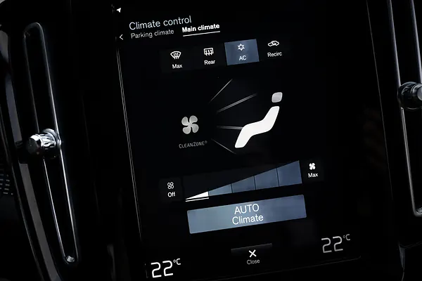 Volvo XC40 T4, foto 40