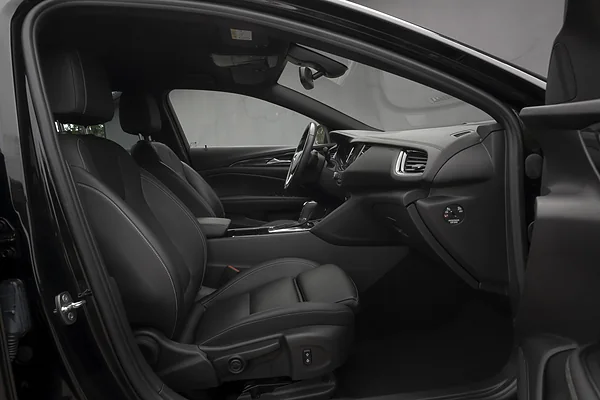 Opel Insignia, foto 21