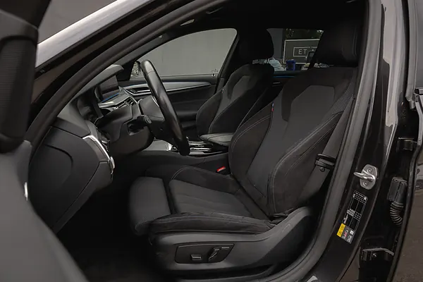 BMW 530e xDrive M Sport, foto 32