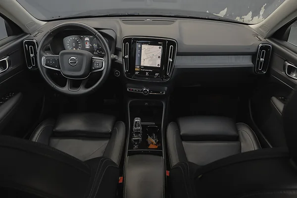 Volvo XC40 T4, foto 9