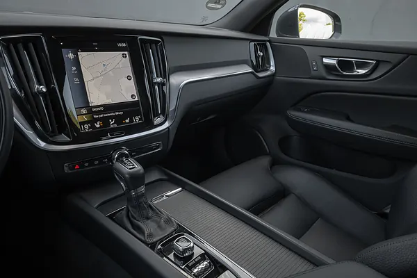 Volvo V60 T4, foto 11