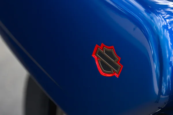 Harley-Davidson Low Rider ST, foto 6