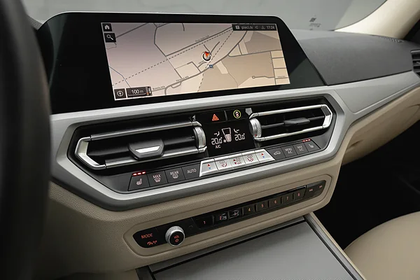 BMW 318d, foto 18